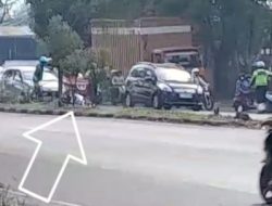 Skandal Oknum Polisi Satlantas Polres Sidoarjo Lakukan Razia, Satu Pemotor Jatuh