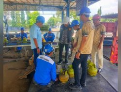 Polres Ngawi Cek SPBU dan SPBE Pastikan Stok BBM dan LPG Aman Pascalebaran
