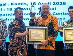 AKBP Jumhur dan AKP Fauzi dari Polda Jatim Raih Penghargaan PWI di HPN 2026
