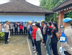 Polsek Kerambitan bersama Stakeholder Terkait Laksanakan kegiatan Gotong Royong (Kurve) di SD 3 Sembung Gede